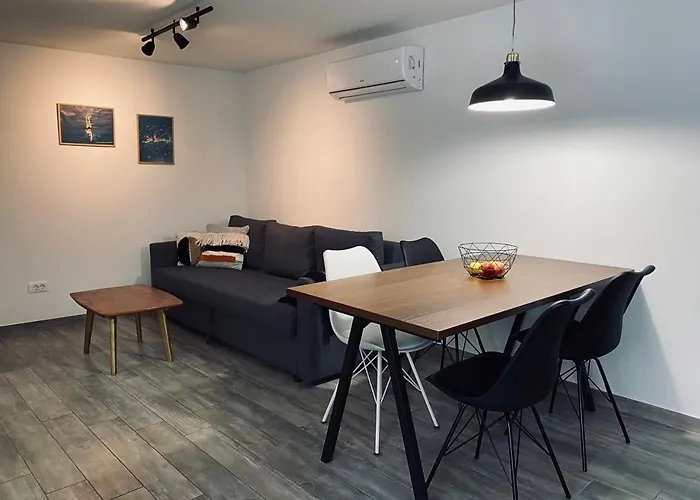 Pinna House * 穆泰尔岛