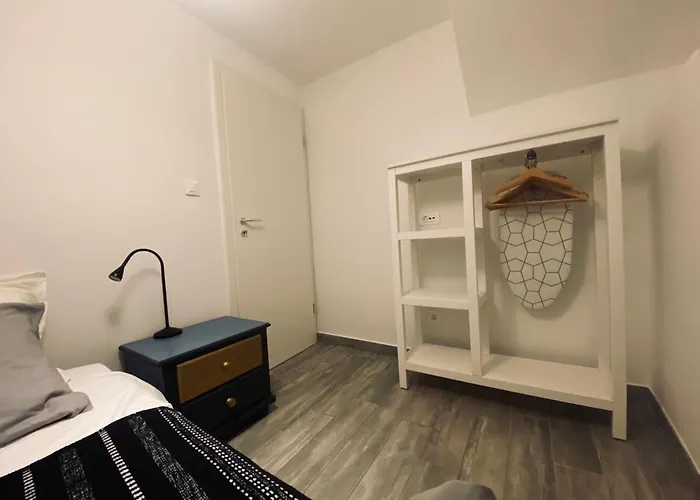 Vikendica Pinna House